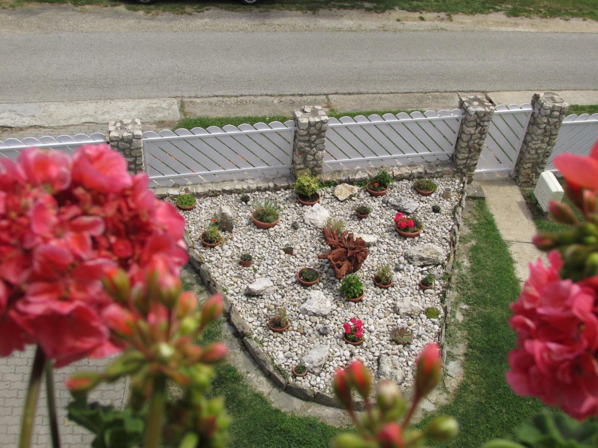 Betti Vendeghaz Apartment Alsopahok Luaran gambar