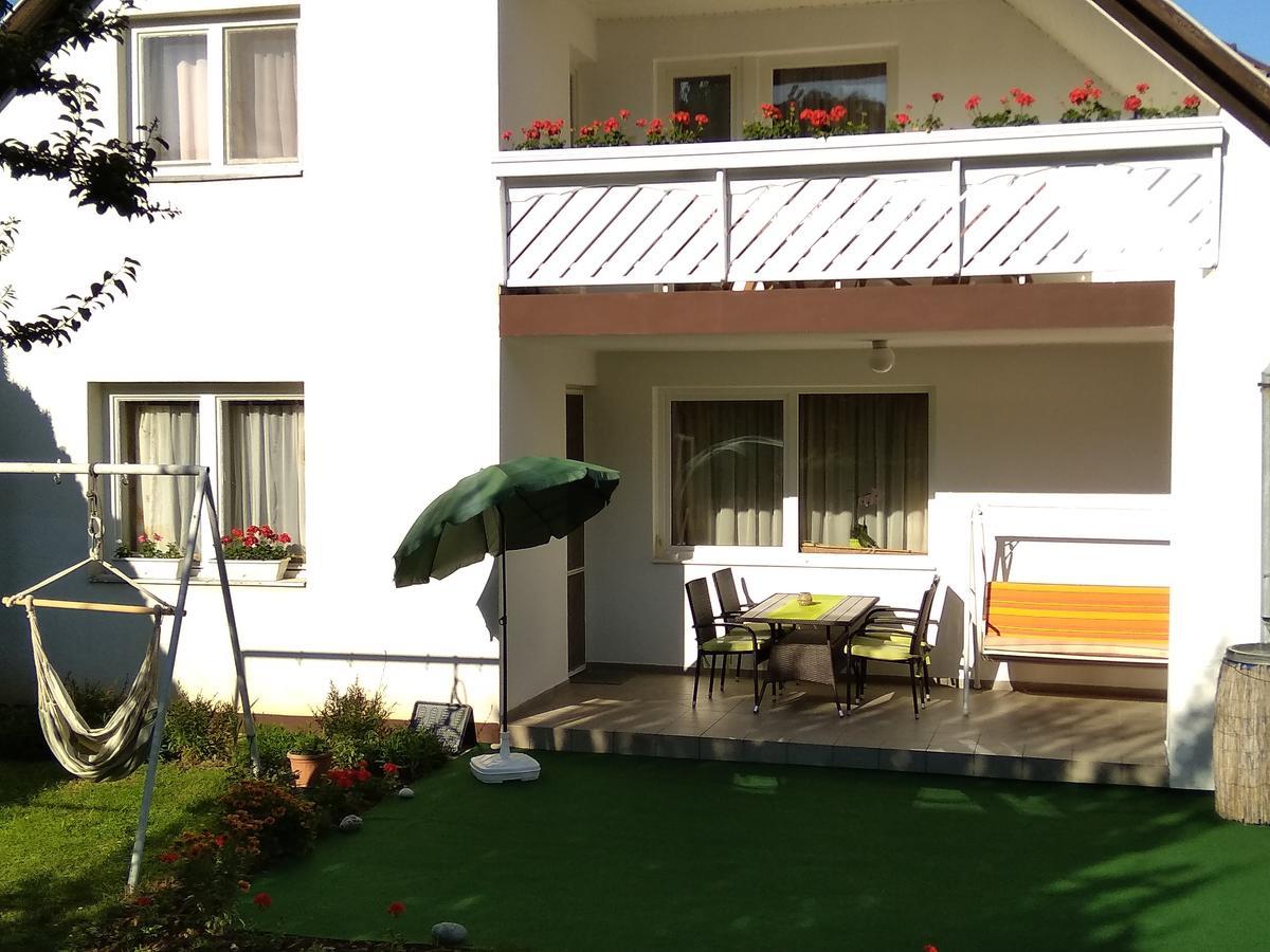 Betti Vendeghaz Apartment Alsopahok Luaran gambar